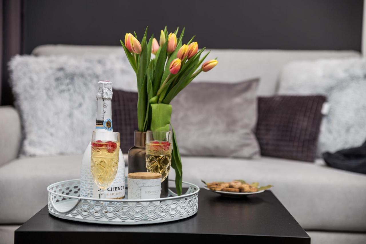 Saint Vitus Apartments With Balcony غييكا المظهر الخارجي الصورة