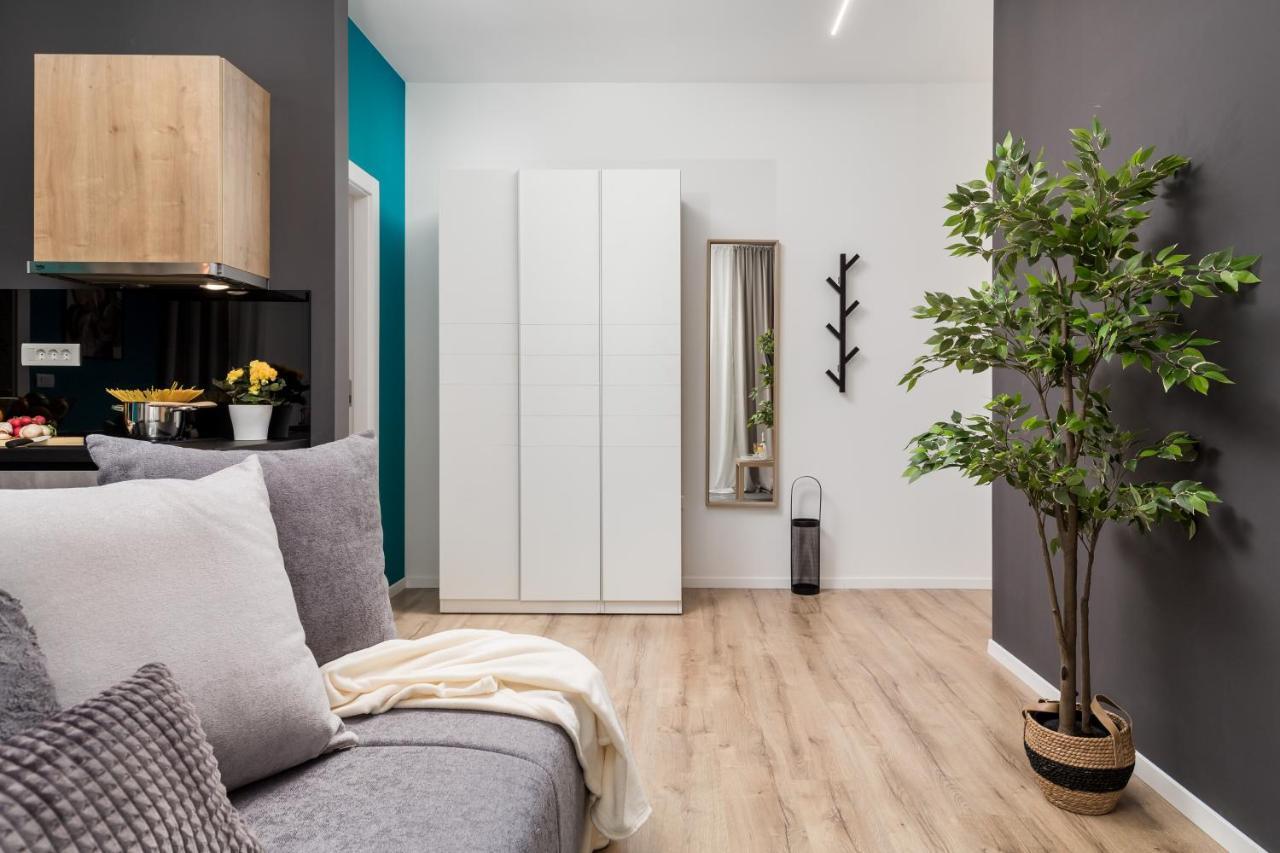 Saint Vitus Apartments With Balcony غييكا المظهر الخارجي الصورة