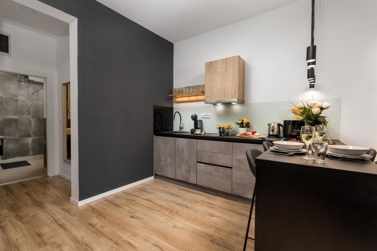 Saint Vitus Apartments With Balcony غييكا المظهر الخارجي الصورة