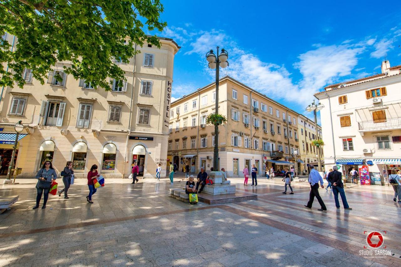 Saint Vitus Apartments With Balcony غييكا المظهر الخارجي الصورة